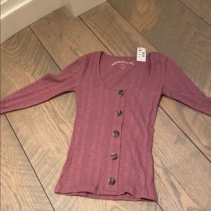 aeropostale button down top!